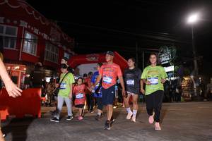 BIB: 4544, 4471, 4192
                            <button type="button" onclick="openModal(26263563)" class="btn btn-primary btn-sm float-right btn-popup" data-toggle="modal" data-target=".modal-high-quality">
                        <i class="fas fa-shopping-cart"></i> Add to Cart
                    </button>
                                            <button type="button" onclick="isThisMe(26263563, true)" class="btn btn-success btn-sm float-right btn-popup btn-isme hidden" data-toggle="tooltip" data-placement="bottom" title="นี่คือรูปของคุณใช่ไหม คลิกที่นี่เพื่อเอาเข้าอัลบั้ม">
                        <i class="fas fa-plus"></i> Add to album
                    </button>
                    <button type="button" onclick="isThisMe(26263563, false)" class="btn btn-warning btn-sm float-right btn-popup btn-isnotme hidden">
                        <i class="fas fa-ban"></i> Remove from album
                    </button>